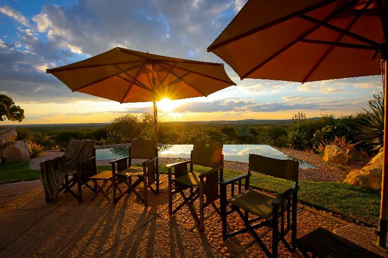 Otjiwa Safari Lodge Otjiwarongo Exteriör bild