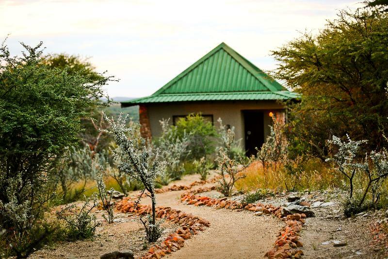 Otjiwa Safari Lodge Otjiwarongo Exteriör bild